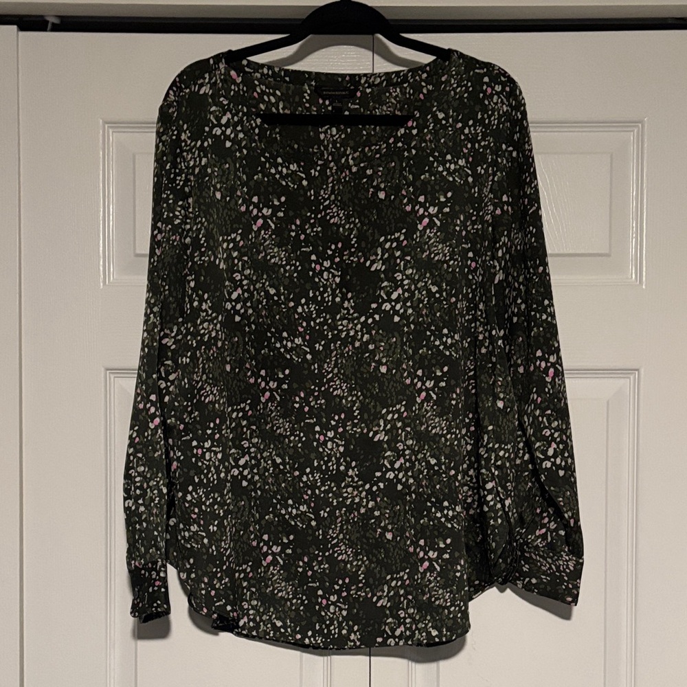 Banana Republic Long Sleeve Floral Blouse - Dark Green